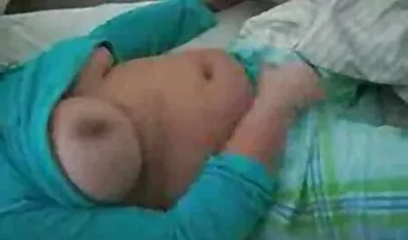 Schwanzlutschen Neuling aktuelle pornofilme Amateur verwöhnen Schwanz