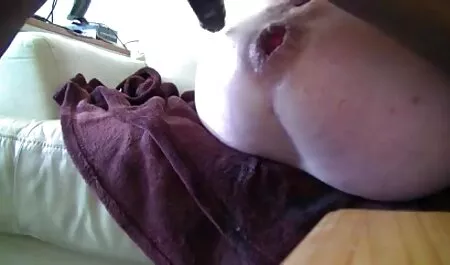 Schwangere stillende Mädchen mit großen Titten werden von ihrem porno free neu Ehemann gestreichelt