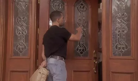 Heiße vollbusige MILF neu porn 01