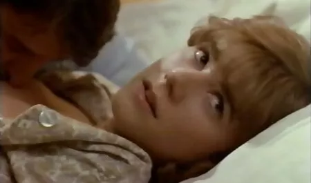 Devyn pornos neu Devines Geburtstag Gang Bang - Teil DREI