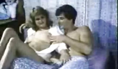 Schlampe pornoneu bekommt Sperma in BDSM-Aktion