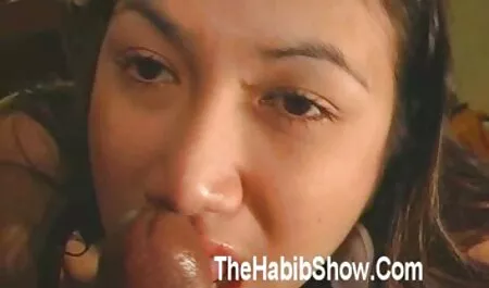 Blondes Mädchen mit großen Titten wird von Muscle Man hart im neue pornos hd Doggystyle gefickt