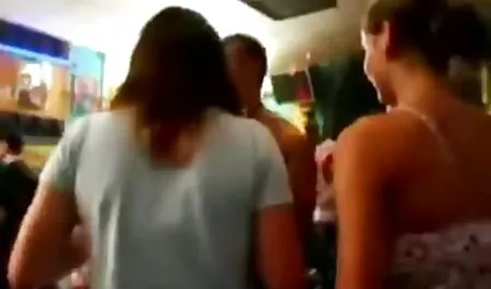 Die reife Hottie neue deutsche pornofilme Mellanie Monroe bekommt ihre Möse dick