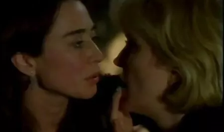 Ebenholz Lesben fingern und ficken sich gegenseitig neue kostenlose pornofilme