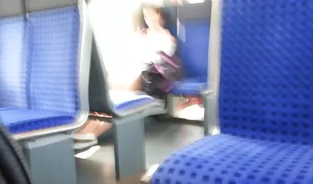 Zwei große Damen ... rapunzel neu verföhnt porn Schwarz und Weiß.