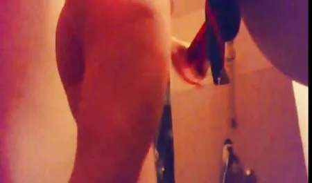 pXmarie sexfilme neu 06 Tattoo Göttin reibt unten