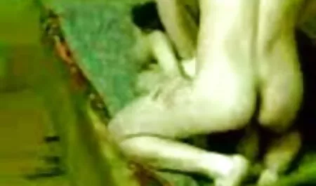 Asian die neusten deutschen pornos Babe genießt 3some!