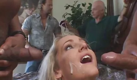 Dünne Amateur-Blondine mit zwei Sexspielzeugen lexy roxx pornos neu