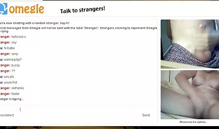 Oma in Lust neu hd porn masturbiert im Badezimmer