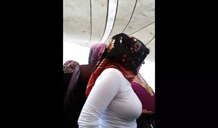 2 aktuelle pornodarsteller heiße Mädchen 649