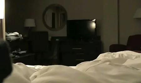 Desimathathi Tante stöhnt im neue swinger pornos Auto