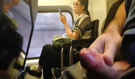 Regina ist mit Sperma in den Arsch geschraubt porno free neu und geht ihr in die Kehle