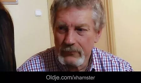 Casting Couch-X Exotisches Mädchen aktuelle deutsche pornos saugt Schwanz zum Einkaufen $