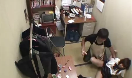 ORGASME Brünette mit großen porn neu Titten und tollem Körper